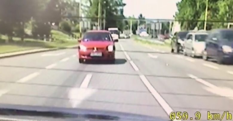 Bielsko-Biała: policjanci eskortowali rodzącą kobietę! Zobacz wideo!