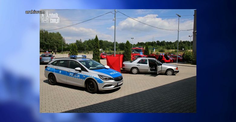 Rybnik: Kobieta przejechała egzaminatora prawa jazdy. Są zarzuty