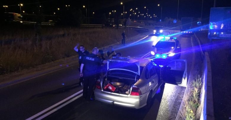 Mistrz kierownicy ucieka: level Śląsk. Szalony pościg za kierowcą Opla!(fot.policja)