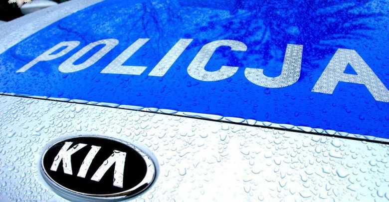 Spowodował wypadek i uciekł. Namówił matkę, by ta wzięła winę na siebie
