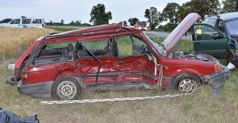 14-latek za kierownicą Passata! Niestety - skończyło się to tragicznie. W samochodowym wypadku zginęła jego 14-letnia pasażerka (fot.policja)