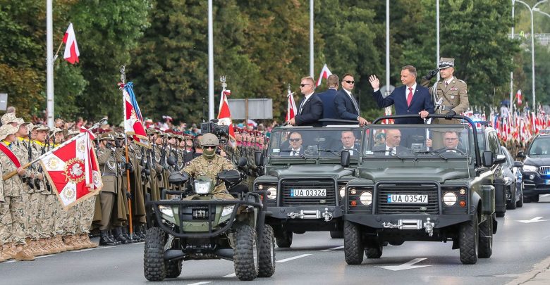 Katowice: Próbna defilada z okazji Święta Wojska Polskiego. Szykujcie się na utrudnienia! (fot.Kancelaria Prezydenta RP)
