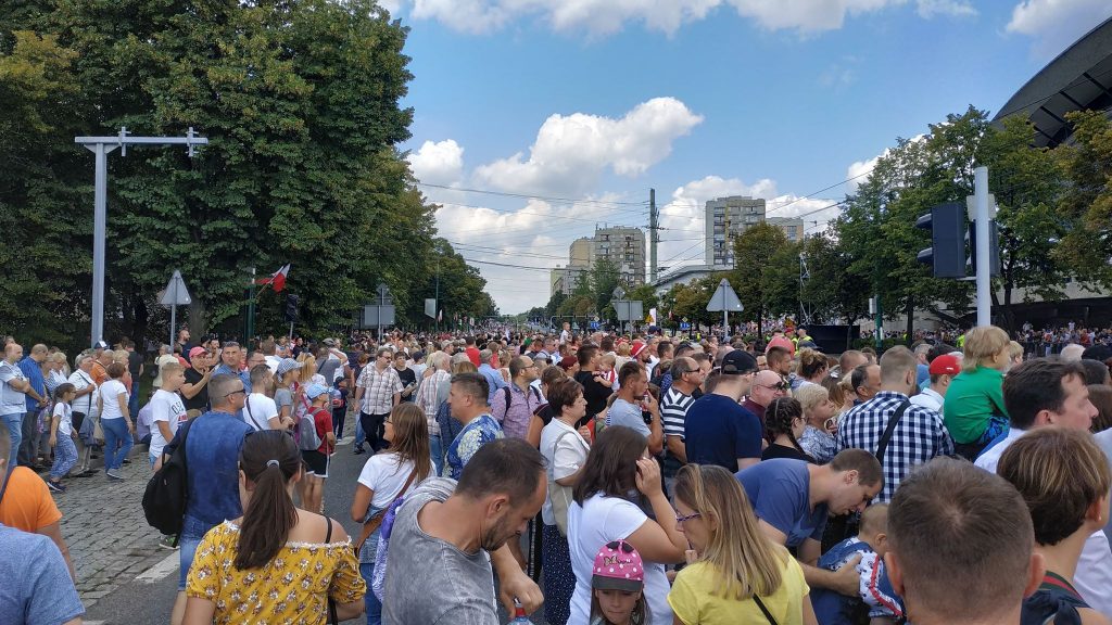 Dopisuje jak na razie wszystko - pogoda i frekwencja. Defilada z okazji Święta Wojska Polskiego zapowiada się na prawdziwą petardę
