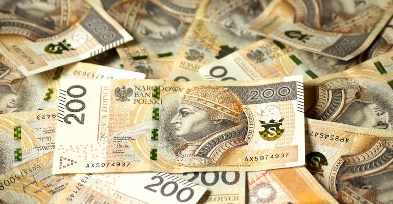 Mikołów: Straciła kilkadziesiąt tysięcy złotych! Seniorka uwierzyła "policjantowi" (fot.poglądowe/www.pixabay.com)
