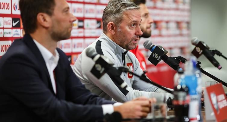 Polska nadal jest liderem grupy, ale Austria ma już do nas tylko 3 oczka straty. A właśnie Austria zmierzy się w poniedziałek, 9 sierpnia na Stadionie Narodowym z Polską (fot.Łączy Nas Piłka)