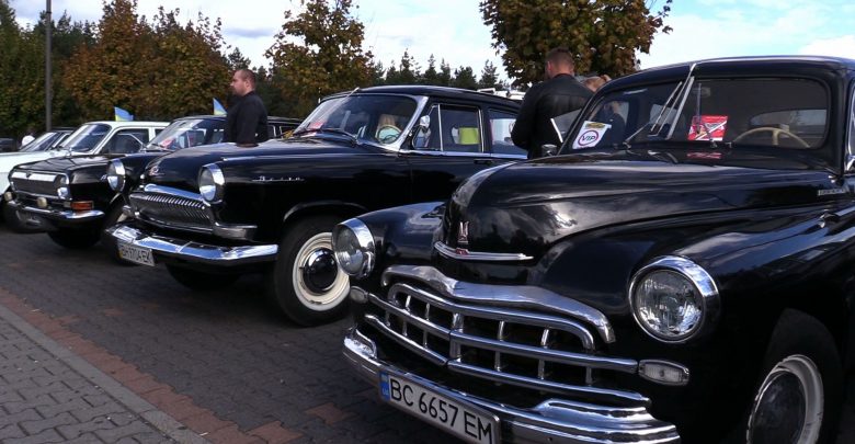Perełki motoryzacji zaparkowały w Sosnowcu. Za nami ClassicMania 2019