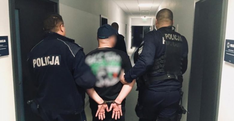 Kibol z Tychów zatrzymany. Prowokował do ataku na policjantów (fot.KMP BIelsko-Biała)