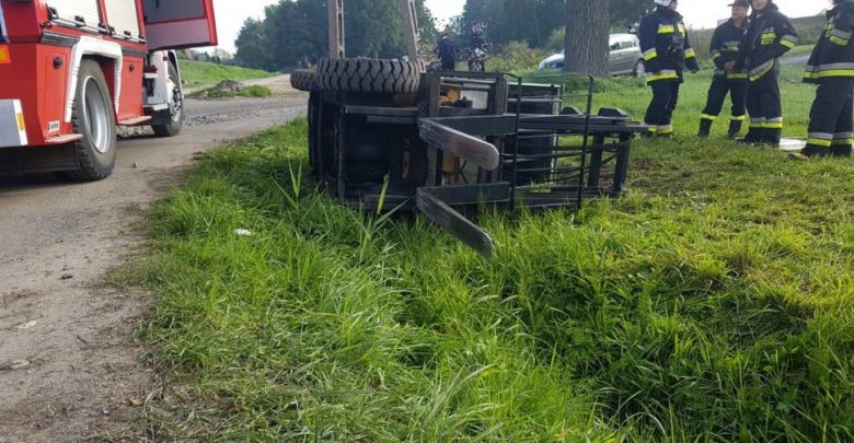 Groźny wypadek pod Gliwicami. W miejscowości łany Wielkie wózek widłowy przygniótł mężczyznę (fot.policja)