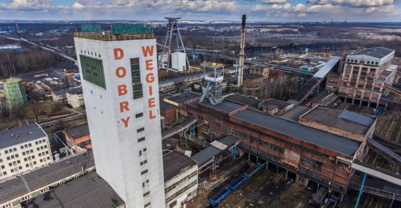 Węglowe prawo w kontrze do mieszkańców. Nowy projekt PiS wejdzie w życie?