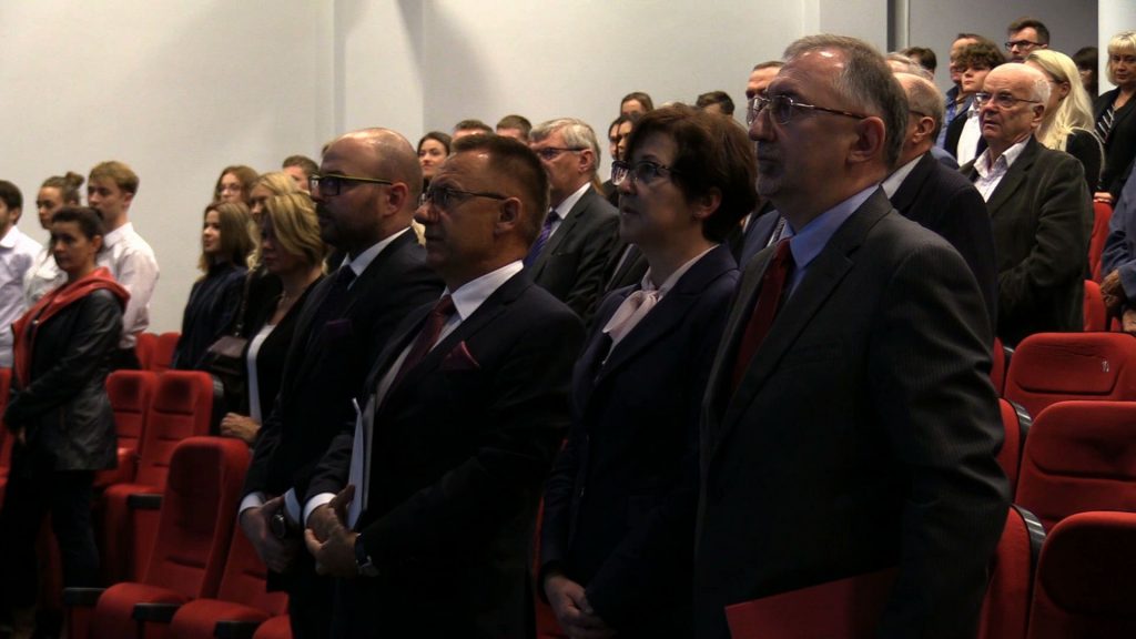 Medycyna i pielęgniarstwo biją rekordy! Wyższa Szkoła Techniczna w Katowicach rozpoczęła nowy rok akademicki!