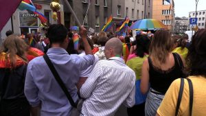 25 października w szkołach ma się odbyć Tęczowy Piątek. Święto zawsze odbywa się w ostatni piątek października, a organizuje je społeczność szkolna.