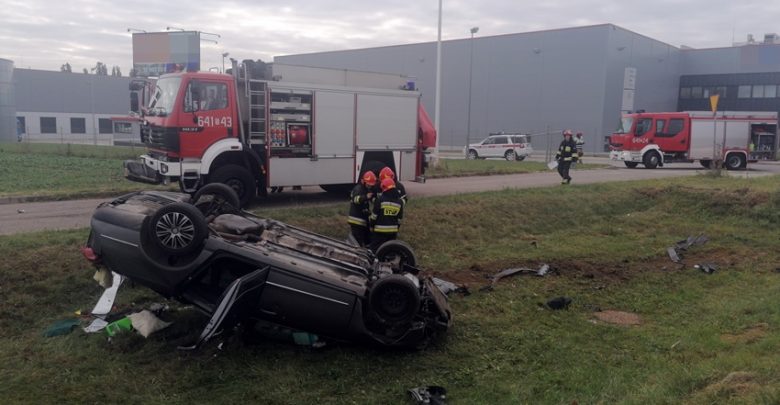 Tragiczny wypadek w Tychach: kierowca zginął. W samochodzie było także dziecko