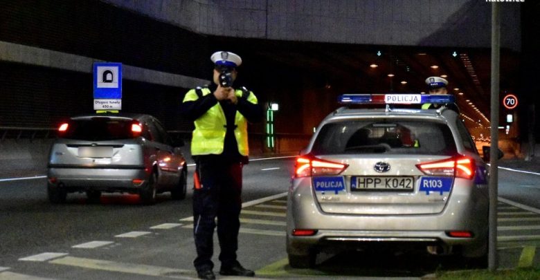 Śląskie: Jechała za szybko. Święta spędziła za kratkami (fot.policja.pl)