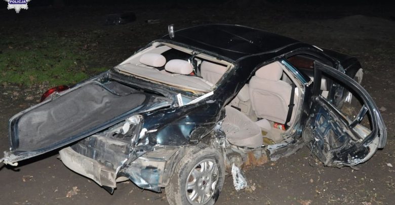 Spowodował wypadek i uciekł. Wpadł, bo był w jednym bucie (fot. Policja Lubelska)