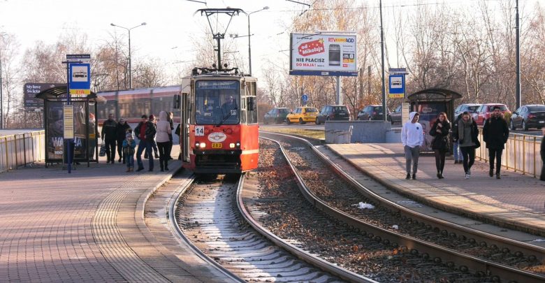 Katowice: Po śmierci 19-latki z Kazachstanu będą zmiany przy przystanku Zawodzie Uniwersytet Ekonomiczny