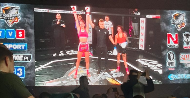 Dominika "Zośka" Filec obroniła pas zawodowego Mistrza Polski K-1 ISKA – 57 kg