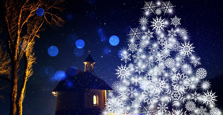 Opłatek to nie towar. Powinien być pobłogosławiony. Fot. poglądowe pixabay.com