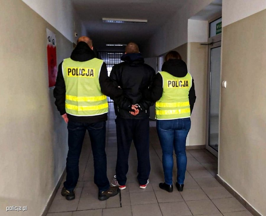 Miał rozmach! 11 kilogramów marihuany w mieszkaniu! (fot.policja.pl)
