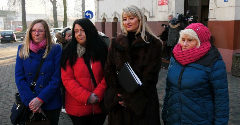 Wyścig z czasem w Świętochłowicach trwa. Grupa mieszkanek, które chcą poprzez referendum odwołać Daniela Begera z funkcji prezydenta miasta intensywnie zbiera podpisy popierające inicjatywę