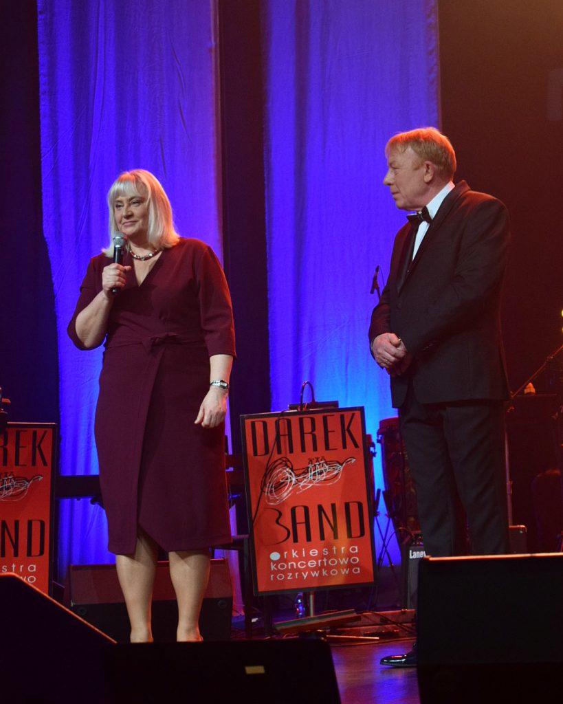 Małgorzata Piechoczek (dyrektor TVS) oraz Mirek Szołtysek
