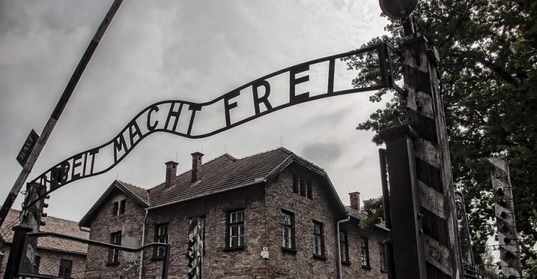 75. rocznica Wyzwolenia Auschwitz. Będą ogromne utrudnienia drogowe. Fot. pixabay.com
