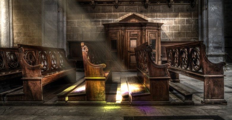Chodzicie do kościoła a Wasze dzieci na religię? Episkopat podał dane. W Sosnowcu dzieci nie uczęszczają na lekcje religii (got.poglądowe/www.pixabay.com)