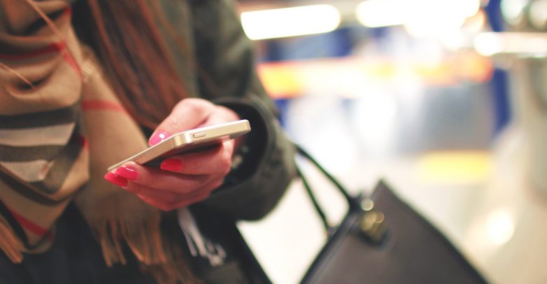 Uważajcie na SMS-y z "Urzędu Skarbowego". To oszustwo! (fot.poglądowe/www.pixabay.com)