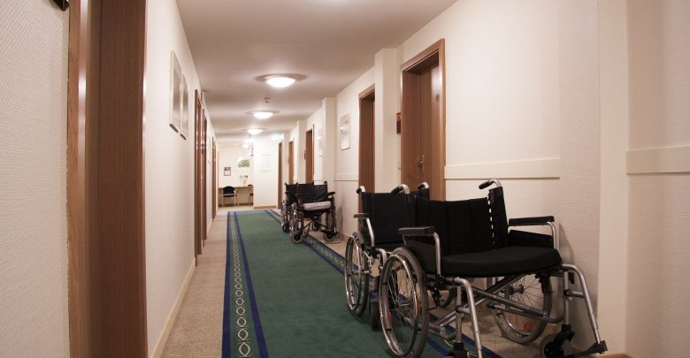 Chcesz złożyć wniosek o turnus rehabilitacyjny czy sprzęt ortopedyczny? Teraz zrobisz to przez internet (fot.poglądowe/www.pixabay.com)