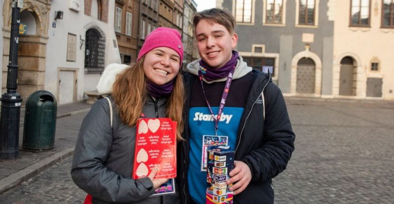 Jak wygląda wolontariusz podczas 28. Finału WOŚP?