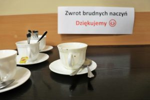 Radni w Piekarach Śląskich powiedzieli NIE plastikowi! Woda ze szklanek i bez plastikowych butelek (fot.Piekary Śląskie)