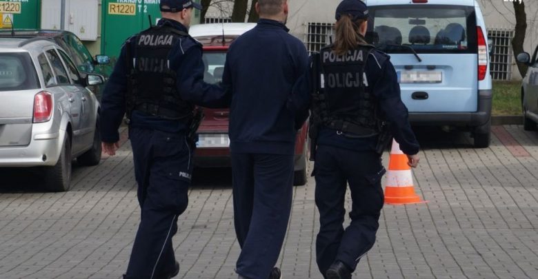 Śląskie: Tragiczny wypadek w Żorach. Nie żyje pasażer forda. Jest areszt dla kierowcy (fot.Śląska Policja)