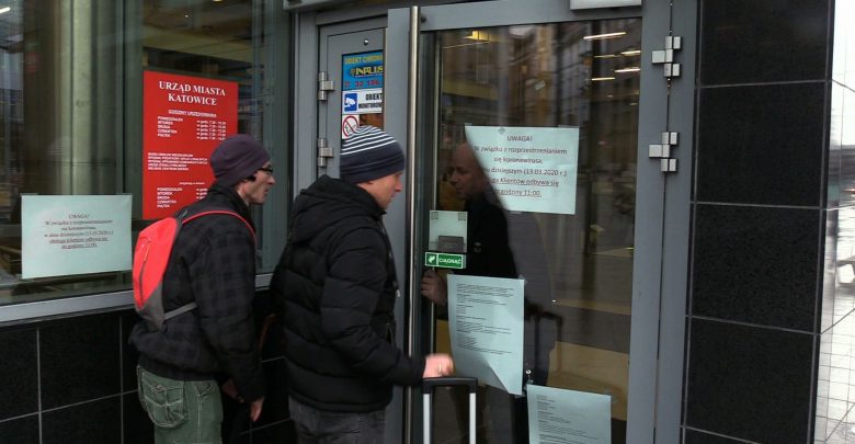 Epidemia koronawirusa zamknęła urzędy w woj.śląskim. Sprawy przez telefon albo internetem