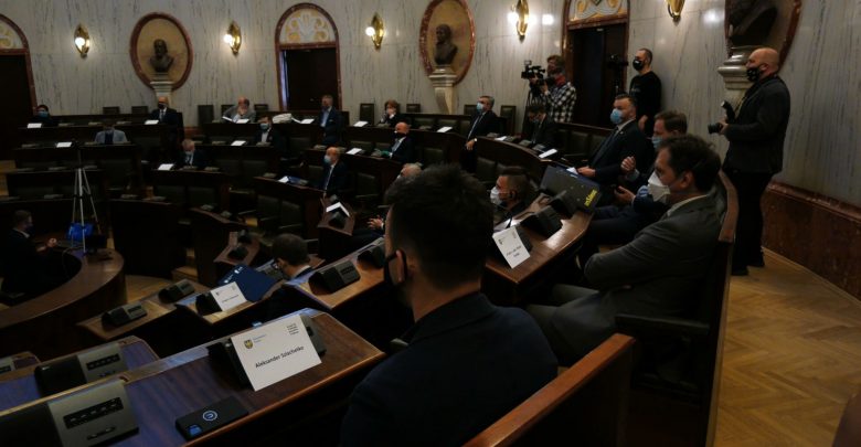 Jak przetrwać nadciągający kryzys? W Katowicach zorganizowano Śląskie Forum Ekspertów