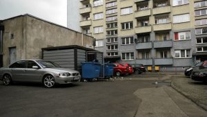 Radni mieli głosować nad projektem uchwały, zgodnie z którym opłata za śmieci od 2021 roku miała być rozliczana w oparciu o zużycie wody, a nie liczbę lokatorów w domu czy mieszkaniu