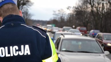 Gliwice: Utrudnienia w ruchu przy KWK Sośnica. Dziś i przez cały weekend górnicy będą mieli pobierane wymazy (fot.KMP Gliwice)