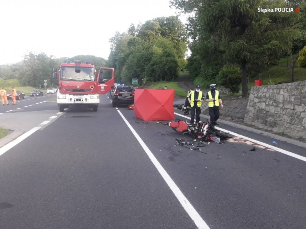 Śląskie: Czarna sobota na DK81. Nie żyje dwóch motocyklistów (fot.Śląska Policja)