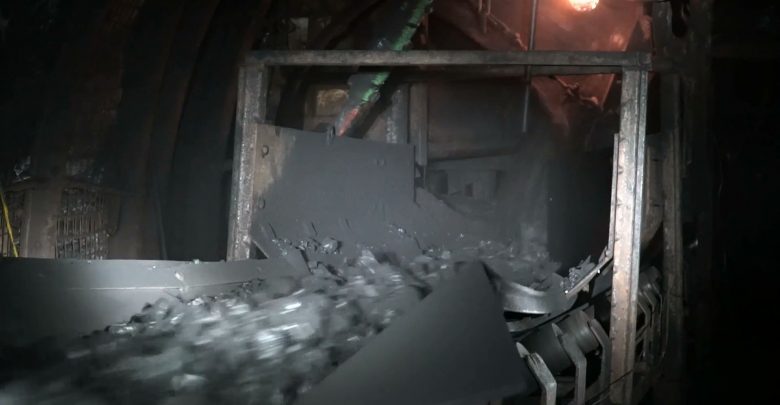 "Śląsk to taka kraina, gdzie chłopcy z kilofami i kiblami latają za węglem" - czyli co dalej z Polską Grupą Górniczą?