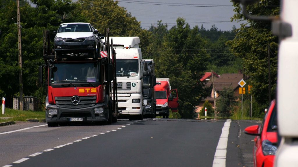 Na czas naprawy gazociągu konieczne było całkowite zamknięcie tego odcinka w obydwu kierunkach, policja kierowała na objazdy, między innymi przez Myszków