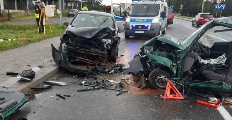 Śląskie: Koszmarna czołówka na Pszczyńskiej! Wśród rannych małe dziecko! (fot.policja)