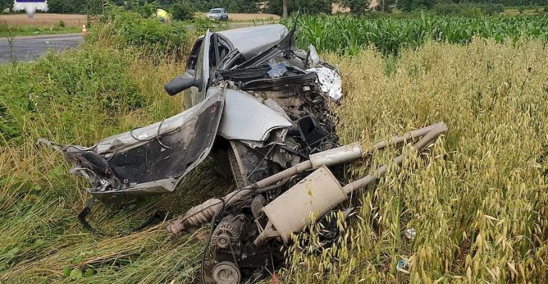 Zderzyła się z ciężarówką. Kierująca fiatem punto zginęła na miejscu (fot.Policja Lubelska)