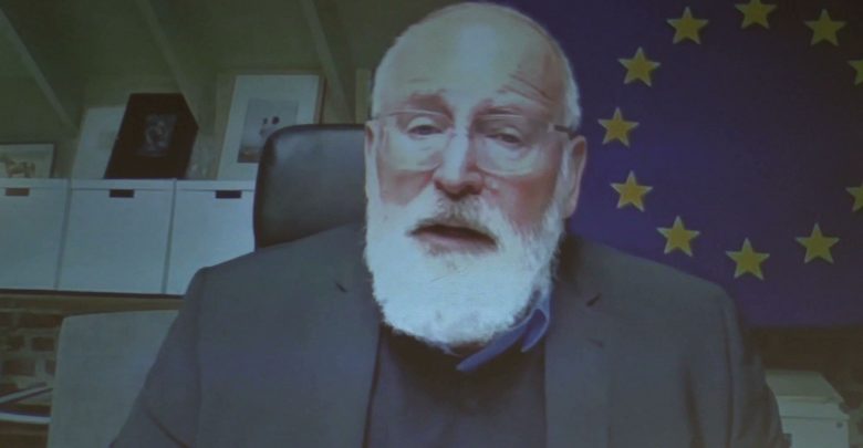 Polska będzie "mistrzem" energii odnawialnej? To nadzieje Fransa Timmermansa