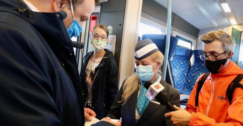 Bilet w Kolejach Śląskich kupimy wreszcie płacąc kartą!