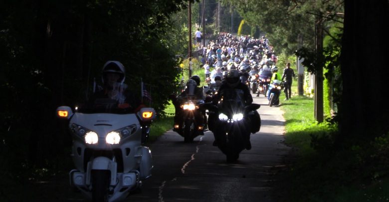 Walkę o 9,5 miliona złotych dla chorej na SMA Oliwki wsparli motocykliści.
