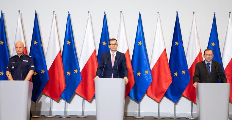 Zaostrzenie kar za naruszenie nietykalności cielesnej funkcjonariusza, czynną napaść na niego i znieważenie (fot.Śląska Policja)