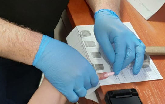 9 złotych ją zgubiło. Odpowie nie za wykroczenie, a za przestępstwo (fot.policja)