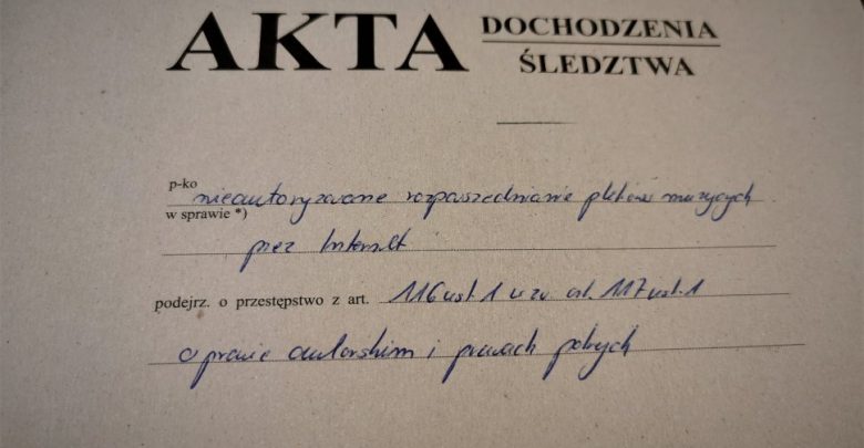 Śląskie: Rozpowszechniał w sieci pliki z muzyką. Mieszkaniec Łazisk Górnych usłyszał 430 zarzutów (fot.Śląska Policja)