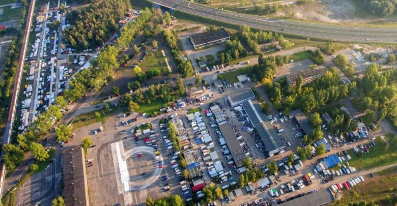 Giełda samochodowa w Gliwicach już tętni życiem, a będzie jeszcze lepiej. Od października zacznie funkcjonować nowa hala targowa (fot.UM Gliwice)