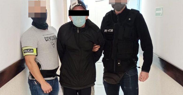 Podszywał się pod ministra zdrowia i prezydenta. Zbierał pieniądze na szpitale (fot.policja.pl)