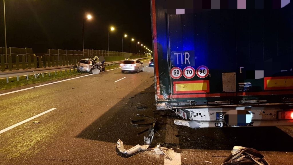 Koszmar na S1 w Bielsku! Zobaczcie, co zostało z samochodu! foto. Waszym Okiem - Radio Bielsko
