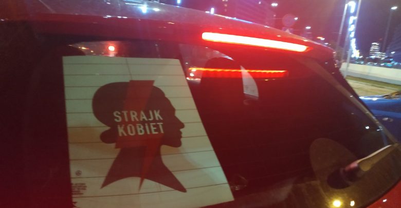 Manifestacja kobiet w Częstochowie: policja użyła gazu pod Jasną Górą